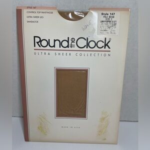 Round the Clock Ultra Sheer Pantyhose in Beige. Size C, NIP